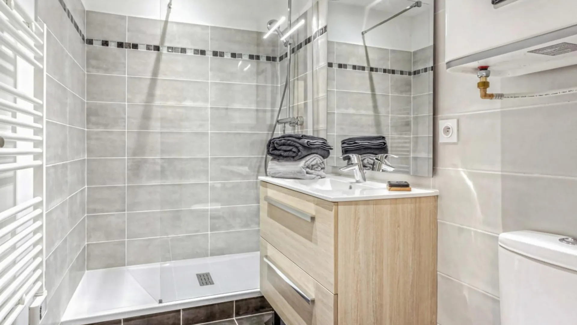Apartment Appartement Sainte Claire Vintage - Welkeys Annecy